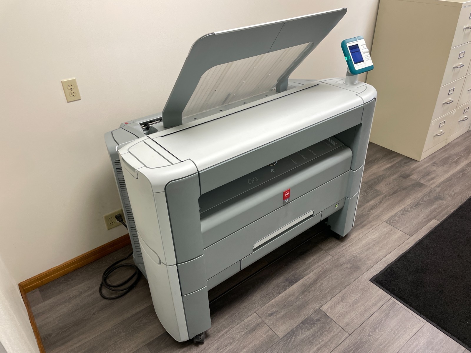 Oce Plotwave 300 Large Format Printer