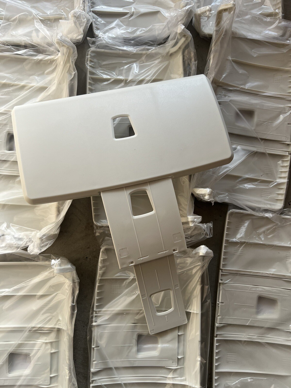 NEW Paper Stacker Tray PA03540-E904 for Fujitsu fi-6130/6140 6130z