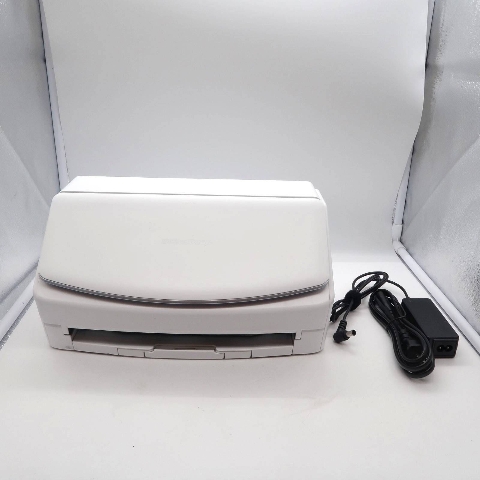 Fujitsu ScanSnap iX1500 Document Scanner -White With Adapter USB Cable LOW USAGE