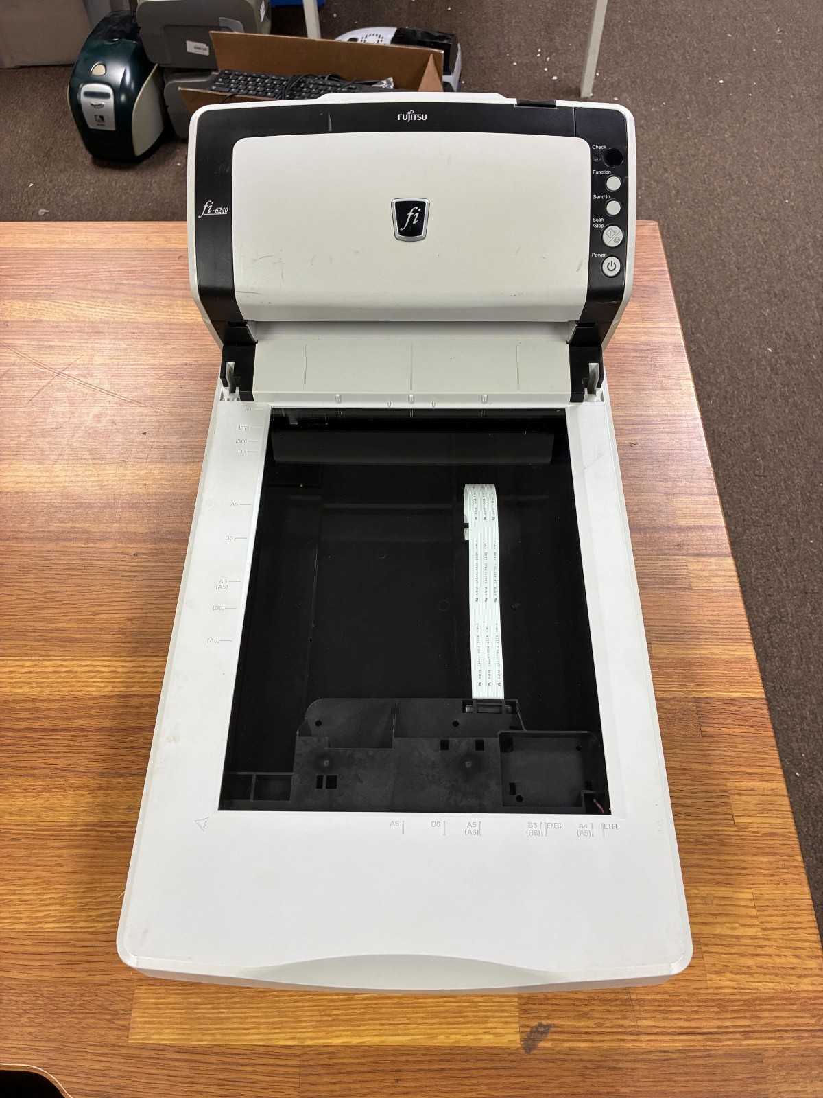 Fujitsu fi-6240 Flat-Bed/ADF Document Scanner PA03540-B505