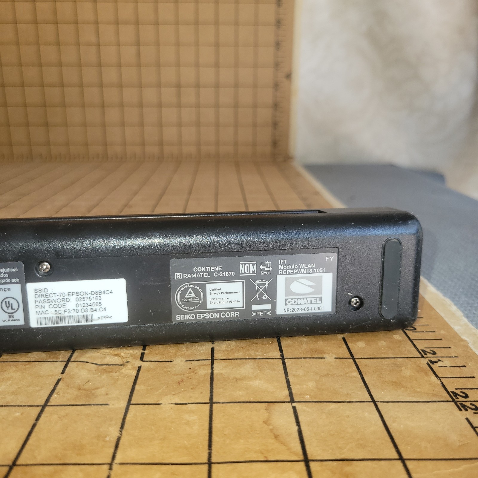 Epson WorkForce ES-60W Wireless Portable Color Document Scanner – Black B7 READ!