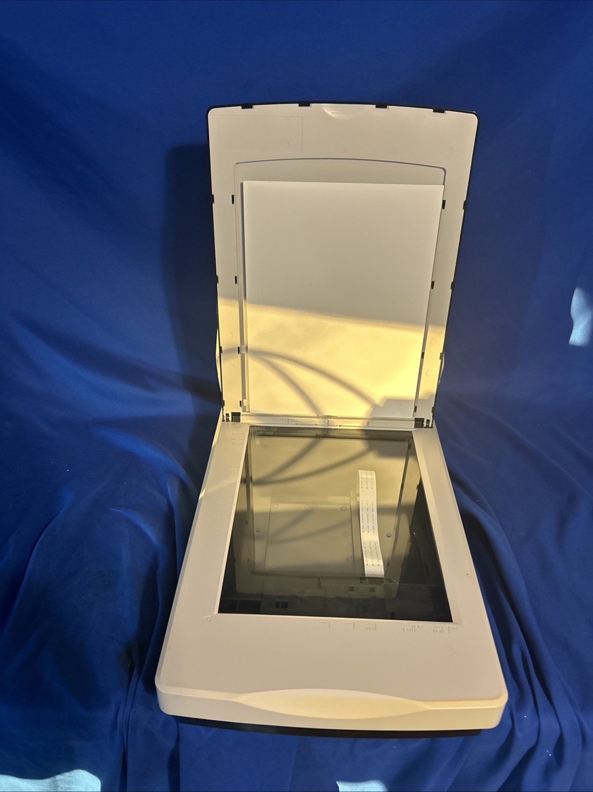 Fujitsu fi-6240Z Flatbed High Speed 600 DPI Document Scanner READ