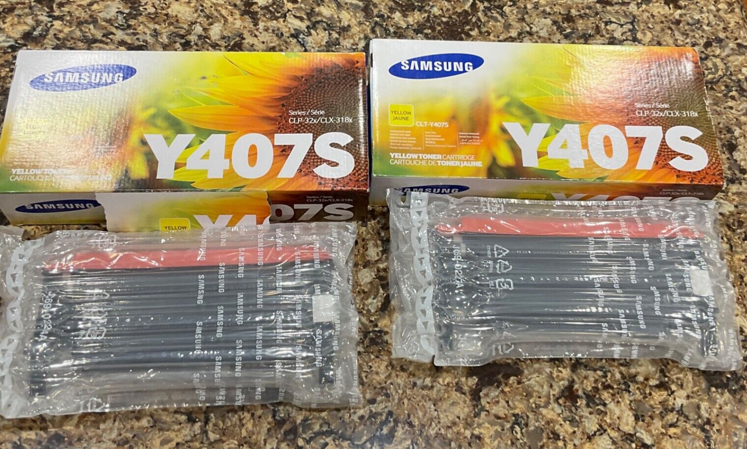 Samsung CLT- Y407S Toner Cartridge Yellow for CLP-325W CLX-3185FW AUTHENTIC OEM