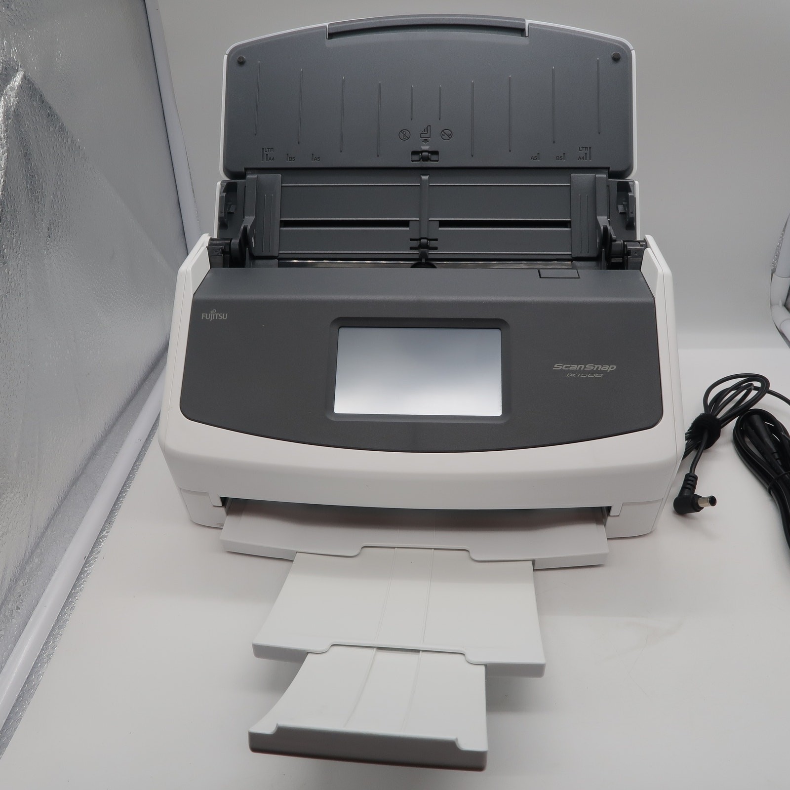 Fujitsu ScanSnap iX1500 Document Scanner -White With Adapter USB Cable LOW USAGE