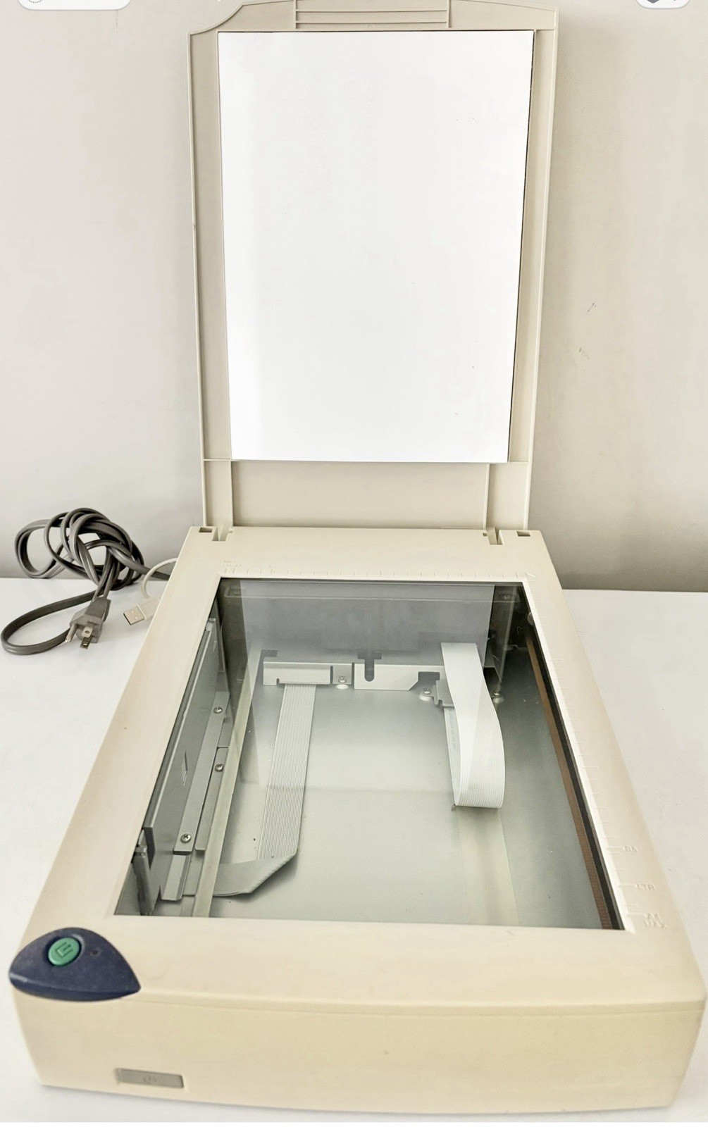 Epson Perfection 1200U Flatbed Scanner (G752A) – Tested