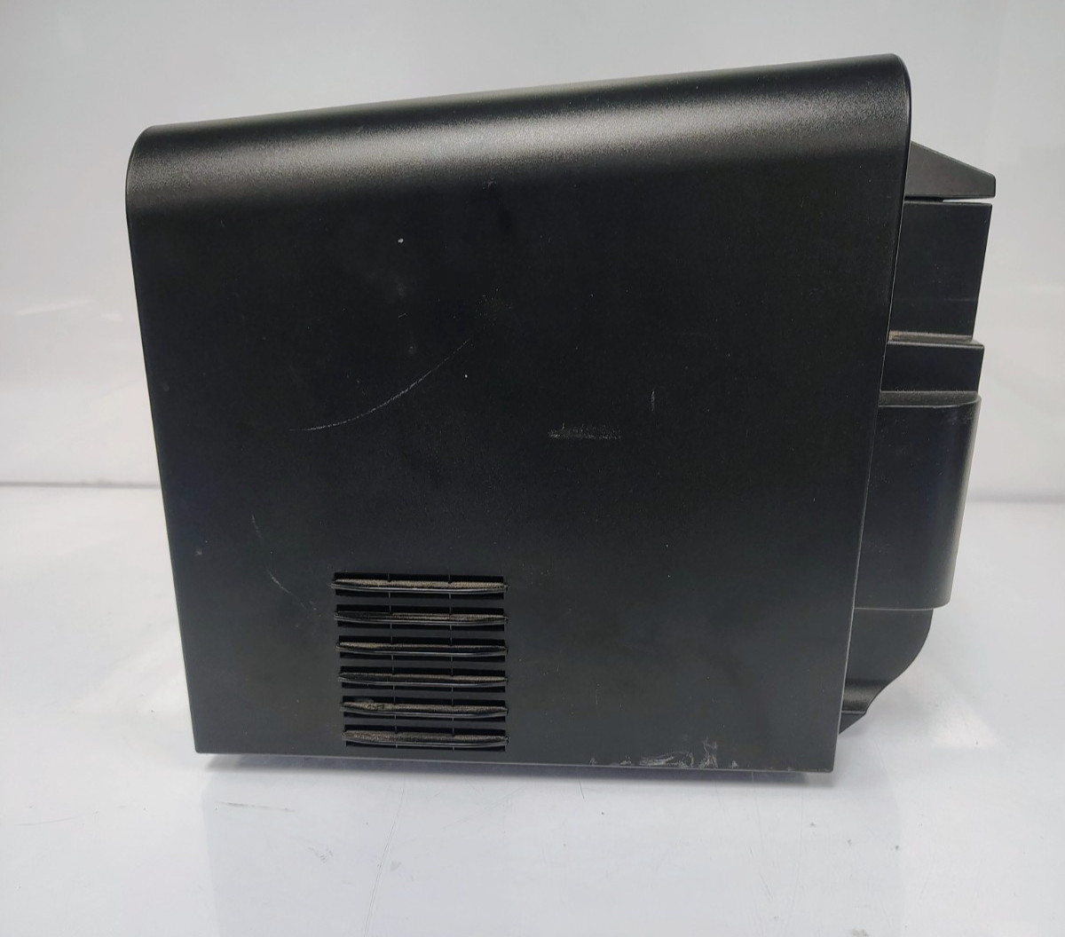 HP P1606dn LaserJet Printer Laser Network Duplex 25,683 Pages Printed