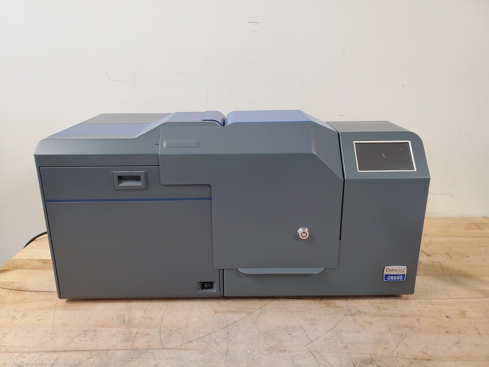 Entrust Datacard CR500 Card Printer – Is Open, But No Keys