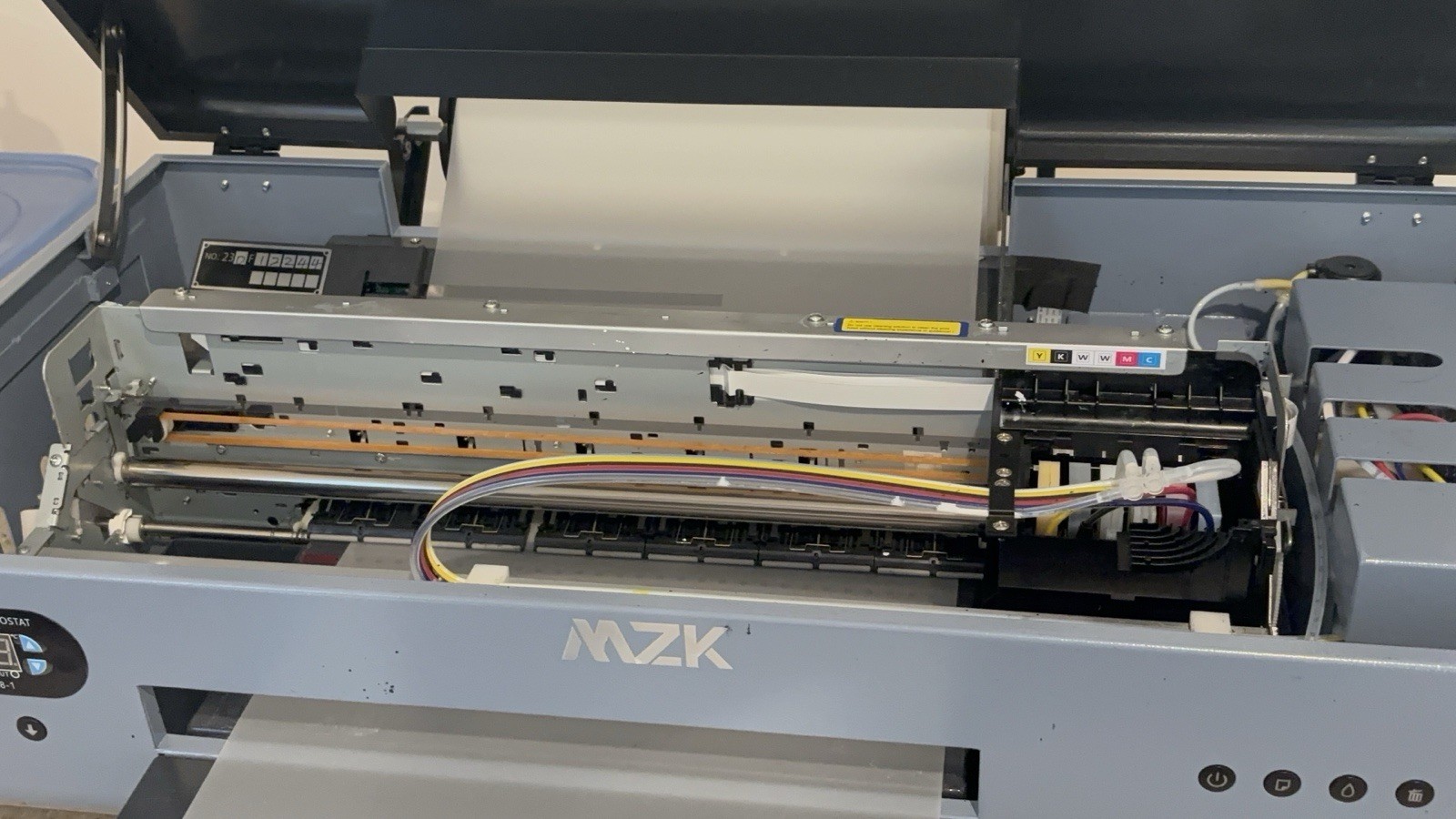 DTF T -Shirt printing Printer, Good Condition Just Need Some Adjustments.