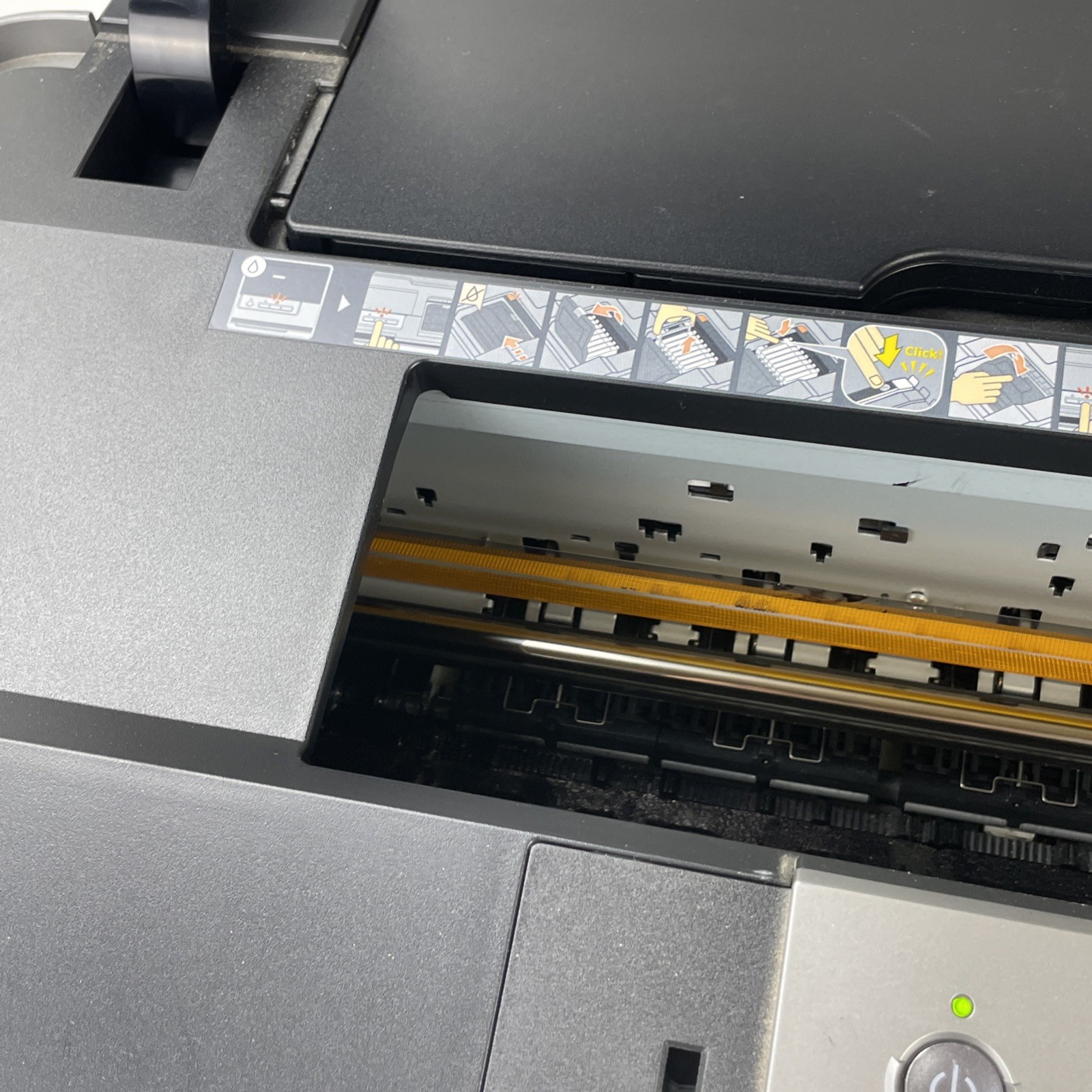 Epson Stylus Photo R1900 Professional Photo Printer – USED Needs Ink