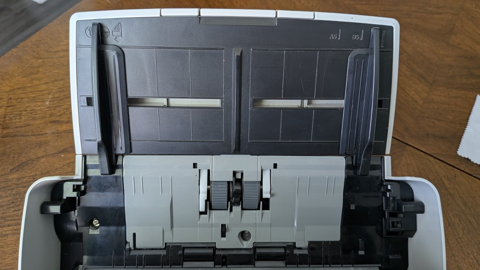 Fujitsu FI-6130Z ADF Duplex Document Scanner – Used – With Power & Trays