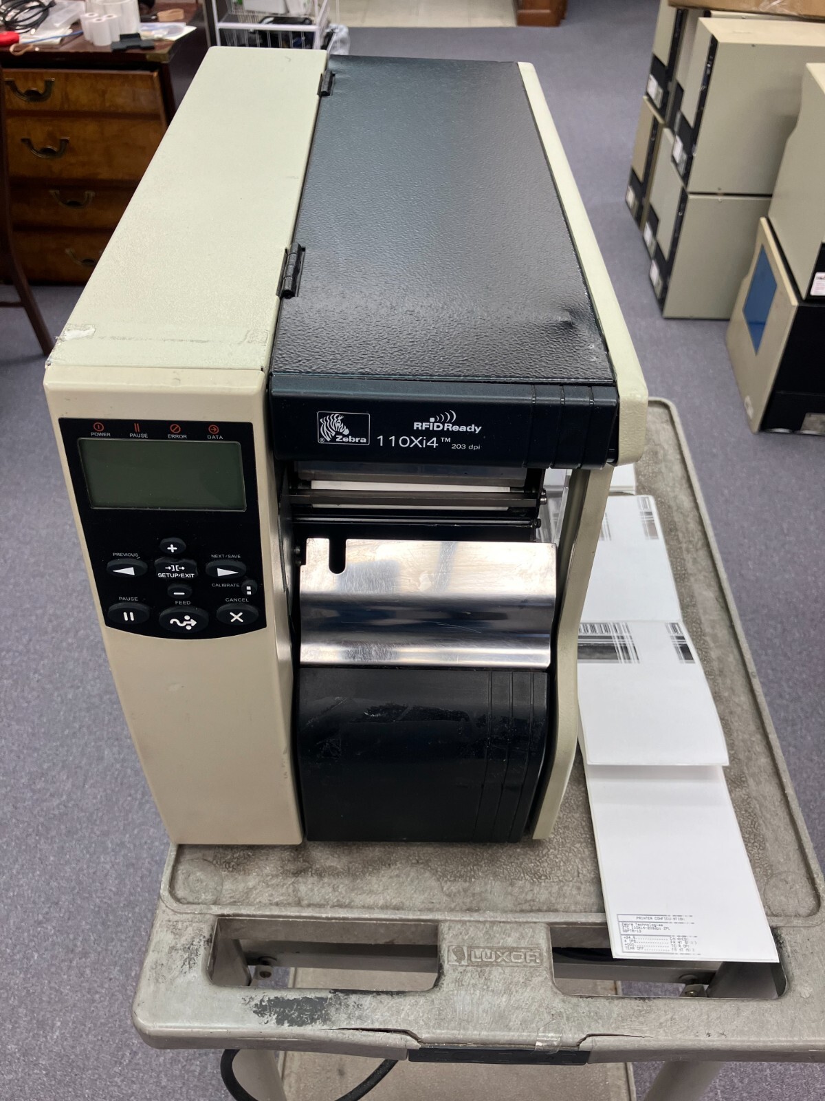 Zebra 110Xi4 203dpi Eth RFID Ready DT/TT Label Printer 112-801-00000 FOR PARTS