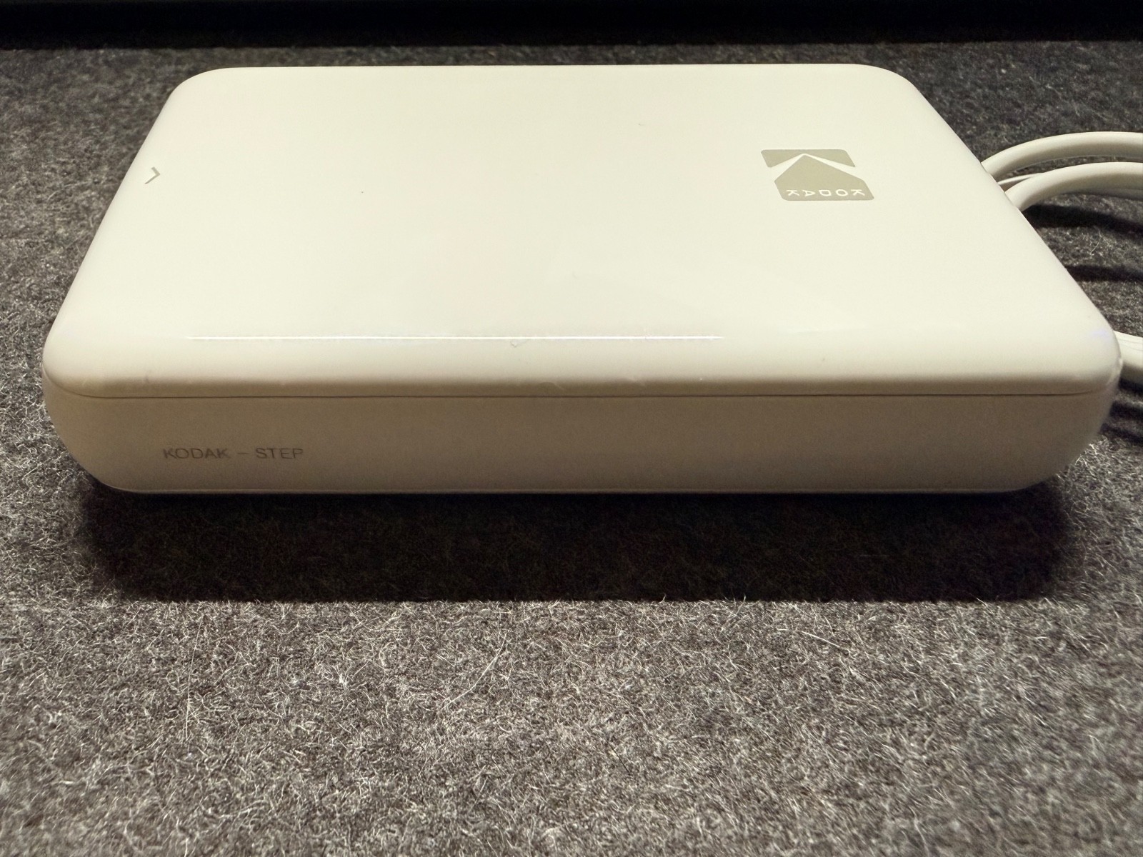 Kodak Step Instant Mobile Photo Printer Model RODMP20 White w/ USB Cable Tested