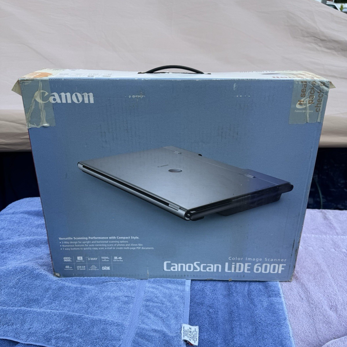 Canon CanoScan LiDE 600F Flatbed Scanner 4800×9600 DPI USB 2.0 Film Scan
