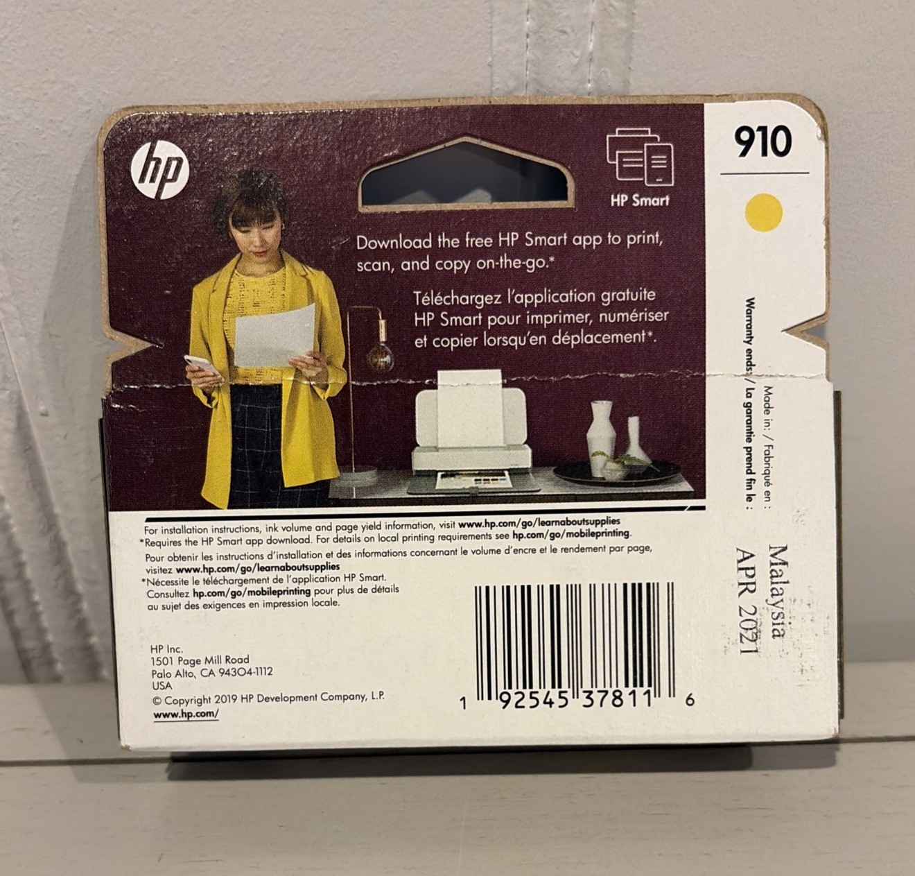 NEW FACTORY SEALED HP 910 BLACK & YELLOW INK CARTRIDGE EXP MAY 2021