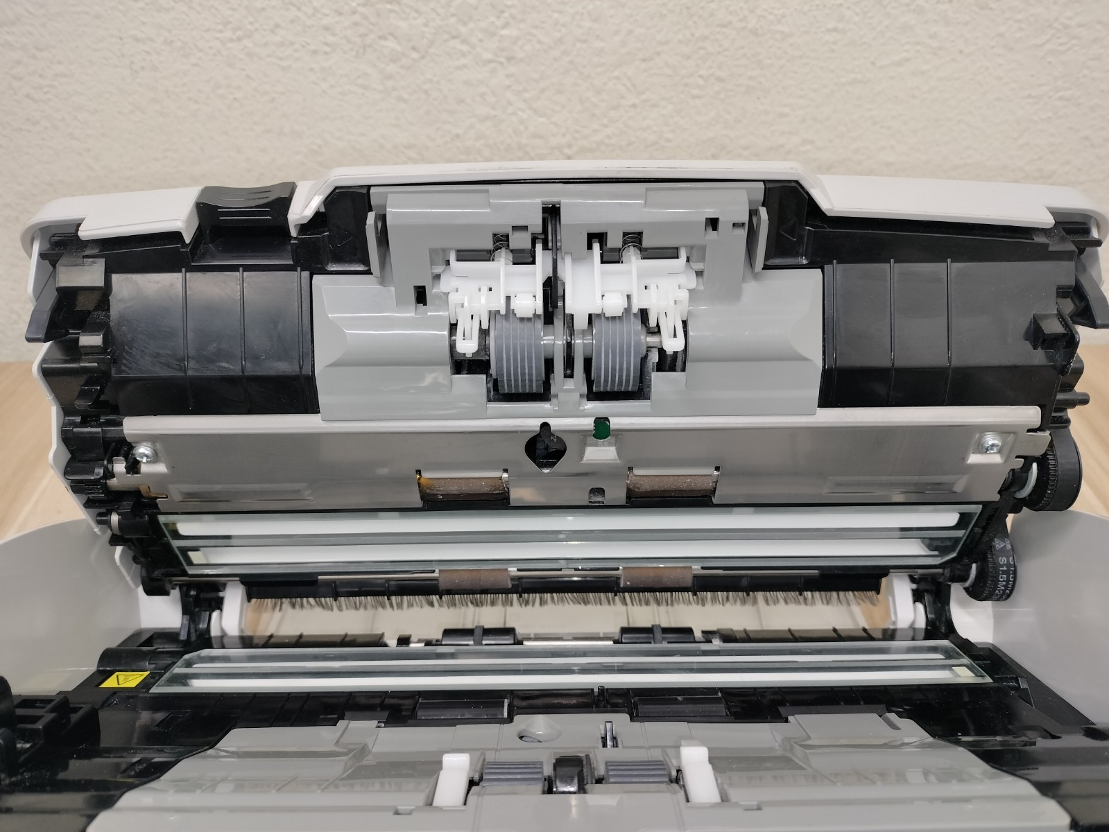 Fujitsu FI-6130Z Duplex Sheetfed Document Color Scanner PA03630-B055