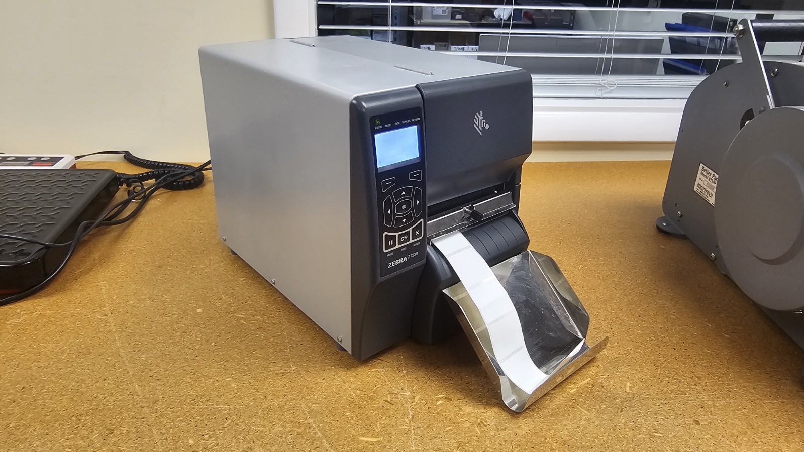 ✅Zebra ZT230 Thermal Transfer Label Printer 203dpi, USB/Ethernet, USA Seller!🔥⭐