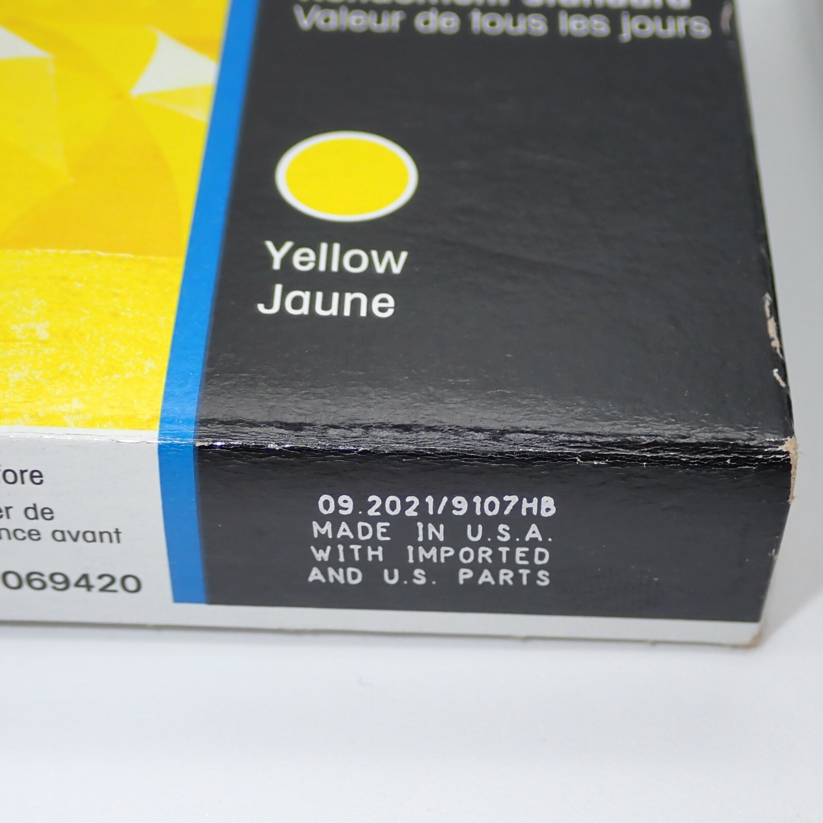 Genuine Epson 69 Black 2019 and a Yellow Ink 2021 Cartridge one Black one Yellow